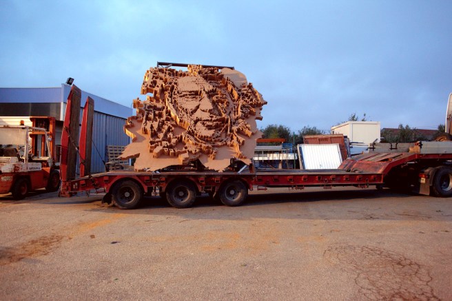 Vhils_CorkDiorama_FestivalImaginarus_2-1